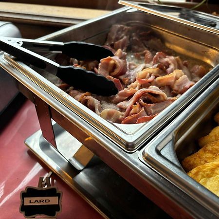 Hotel Terminus - Pizzeria Pizz'A Gogo - Salle De Sport - Face A La Gare Lons-le-Saunier Eksteriør bilde
