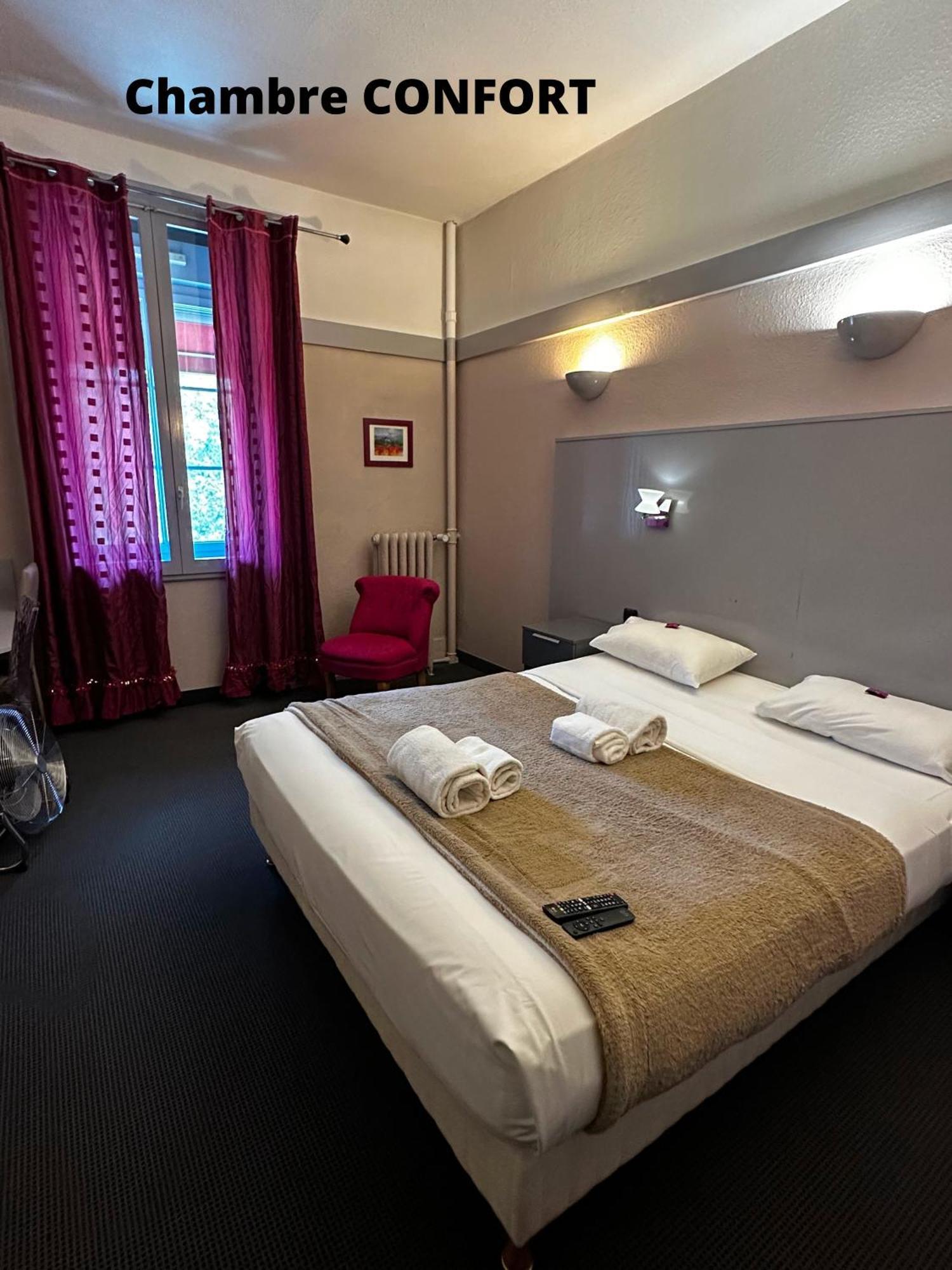 Hotel Terminus - Pizzeria Pizz'A Gogo - Salle De Sport - Face A La Gare Lons-le-Saunier Eksteriør bilde